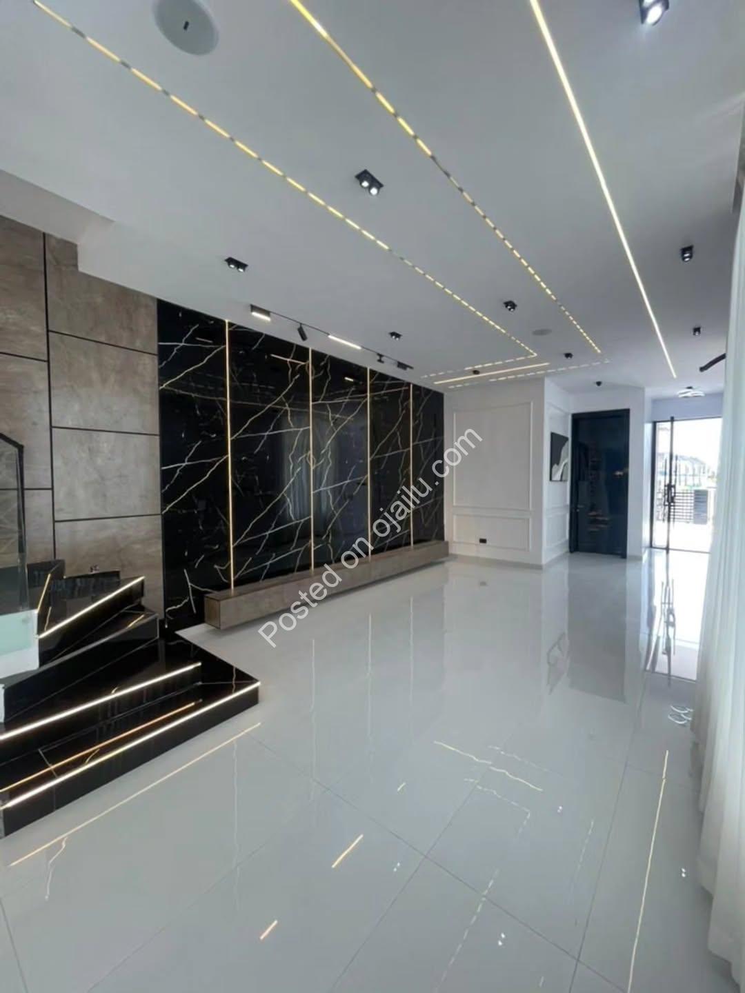 5-Bedroom Oasis with Pool & BQ in Prime Lekki