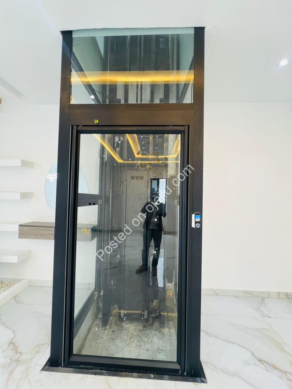 Spacious 5-Bed Duplex with Pool & Gym in Ikate