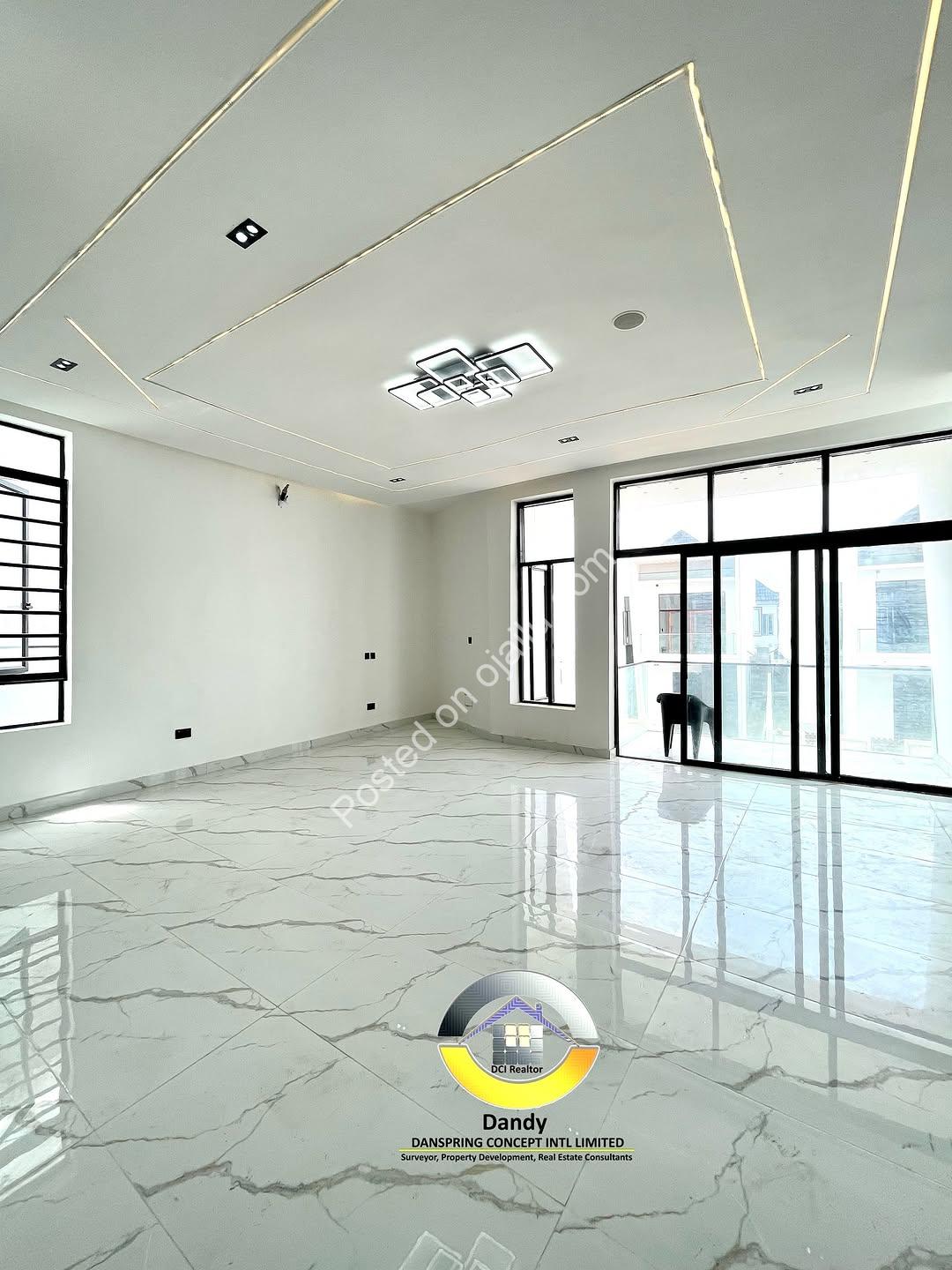 Lekki’s Ultimate Family Oasis: Poolside Living Awaits