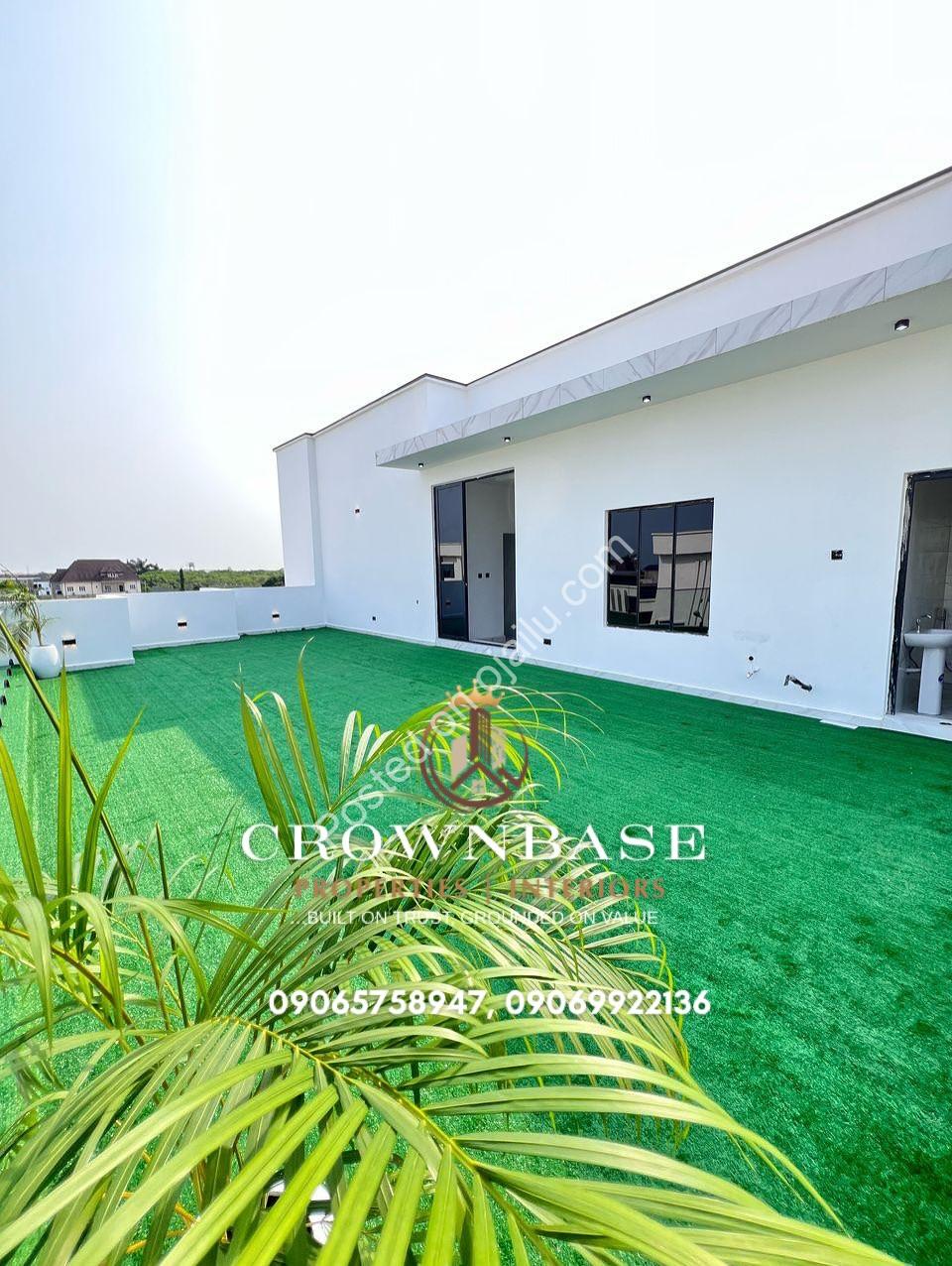 Elegant 5-Bed Duplex with Pool & Cinema in Ajah