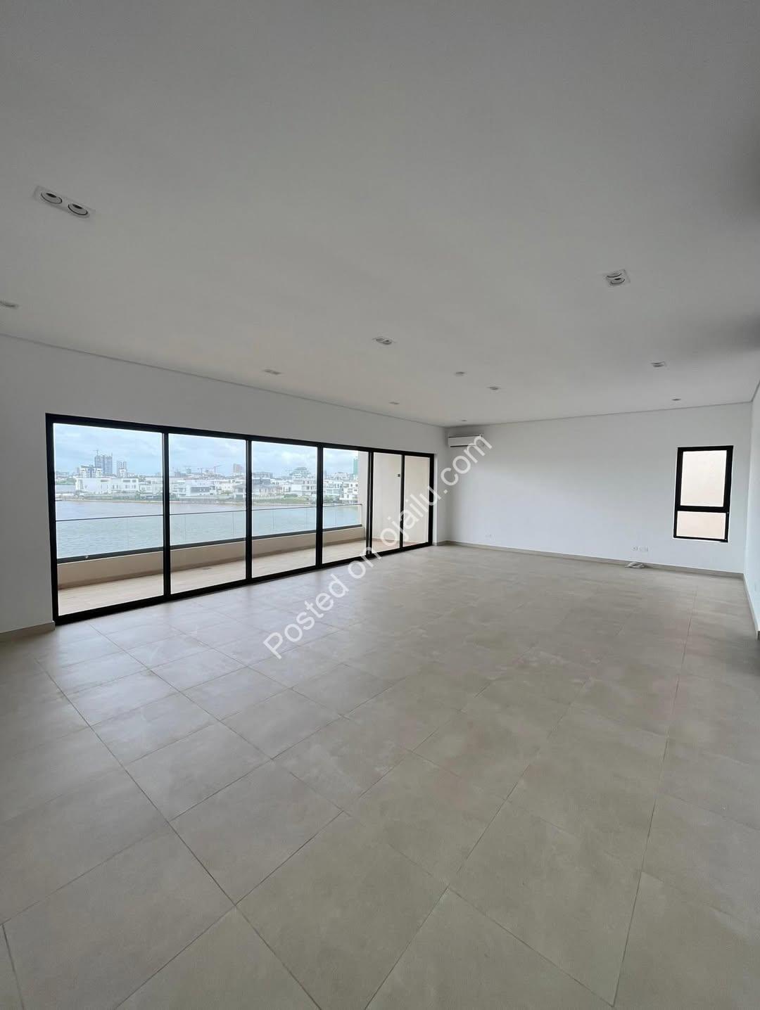 Waterfront Majesty in Ikoyi: 5-Bedroom Duplex with Pool & Elevator