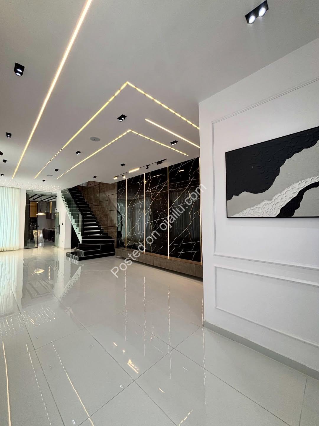 5-Bedroom Haven in Ikota: Your Dream Duplex Awaits