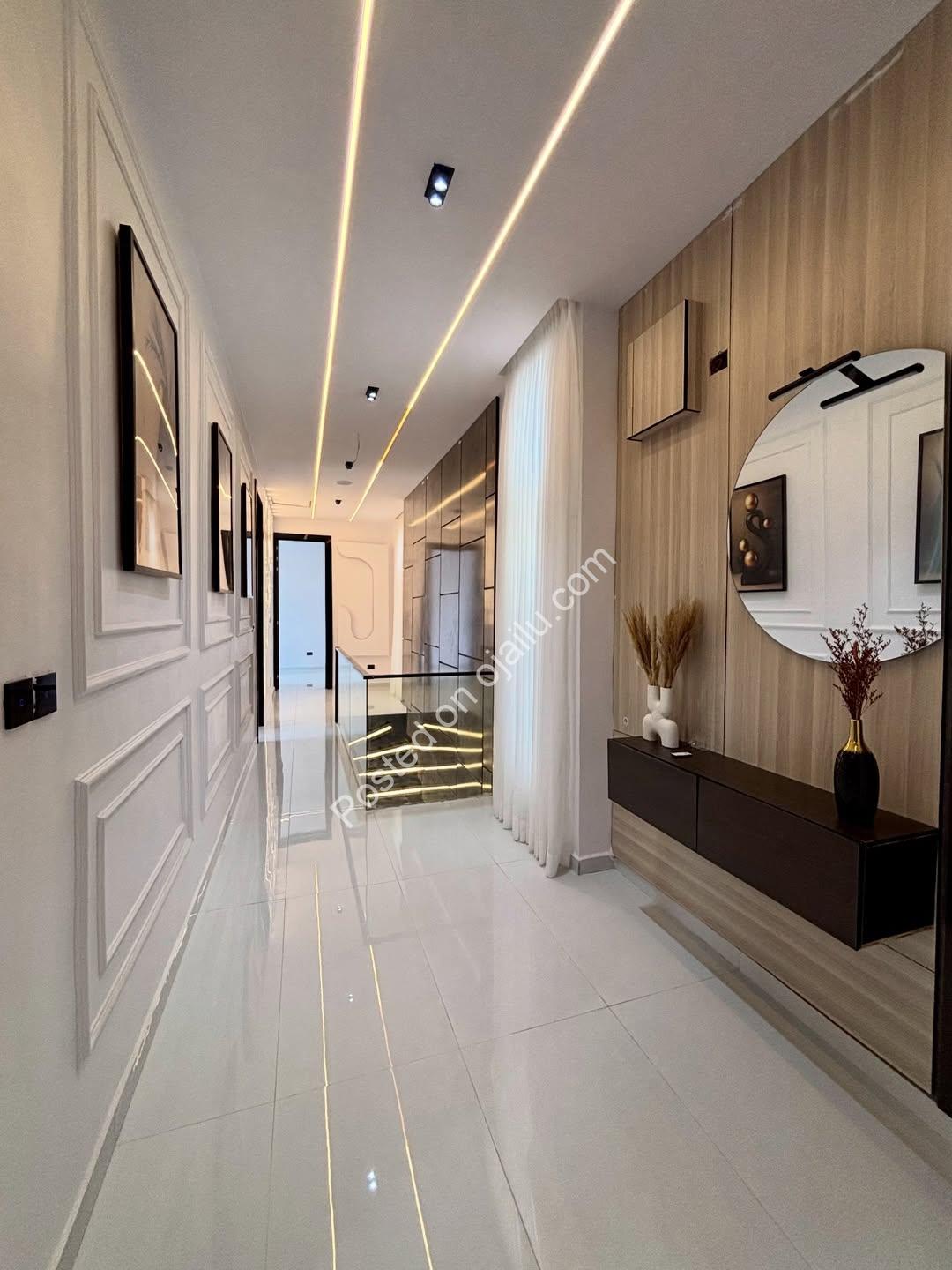 5-Bedroom Haven in Ikota: Your Dream Duplex Awaits