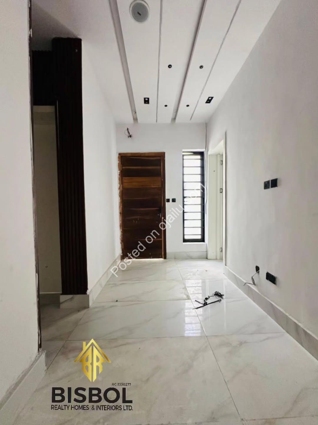 Move-In Ready 4-Bed Duplex in Gated Lekki Estate