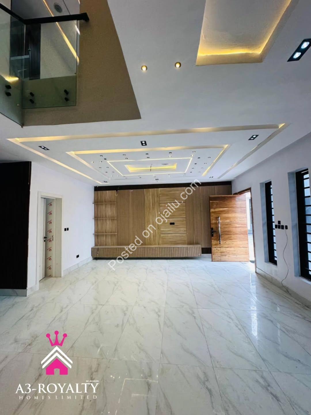 Dream Home in Gated Lekki: 4-Bed Duplex, Move-In Ready