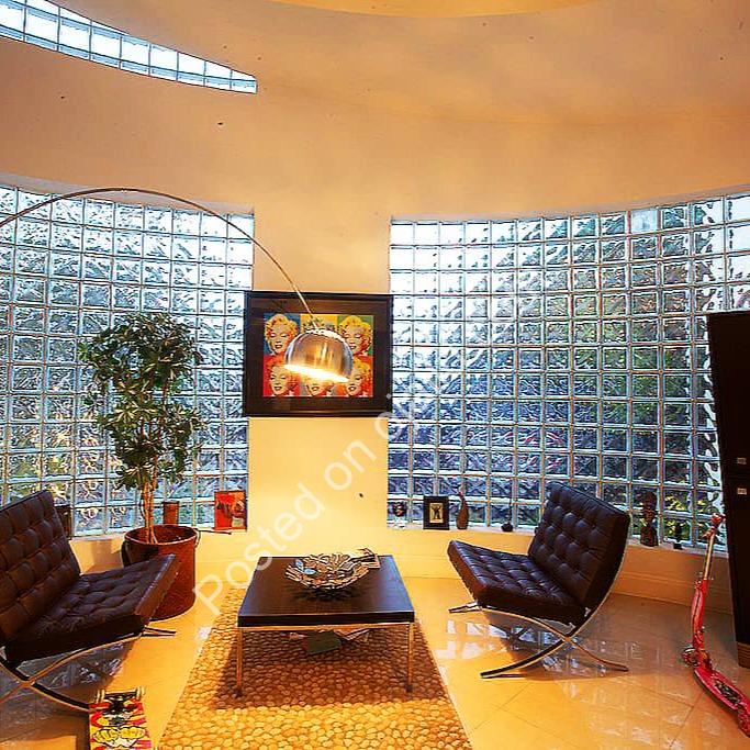 VGC’s Ultimate 5-Bedroom Estate with Pool & Garden