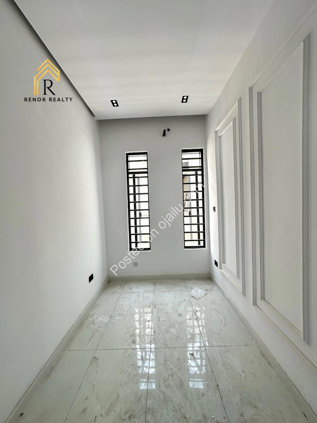 Exclusive 4-Bedroom Duplex with Pool & Gym in Secure Lekki Estate