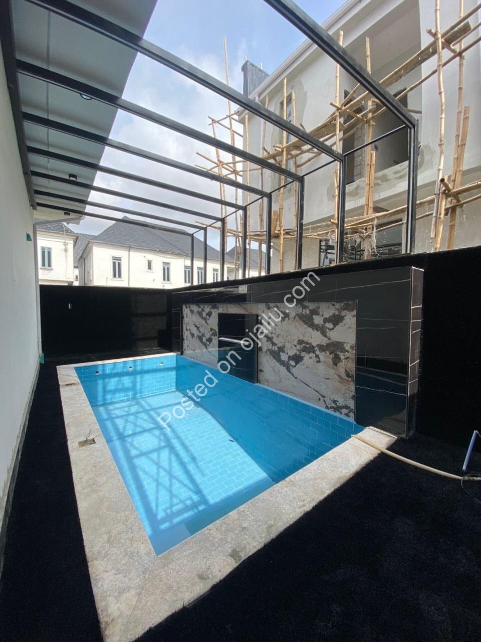 Lekki’s Ultimate 5-Bedroom Duplex with Pool & BQ