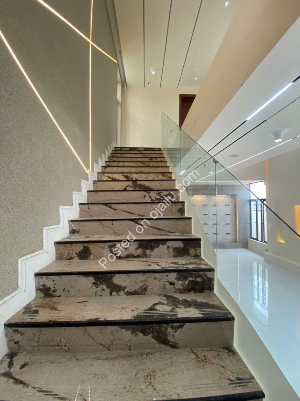 Lekki’s Ultimate 5-Bedroom Duplex with Pool & BQ