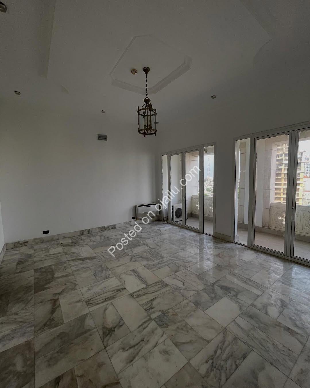Ikoyi’s Ultimate Penthouse: 5BR with Pool & Serenity
