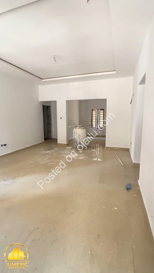 New 3BR with BQ in Serene Jahi