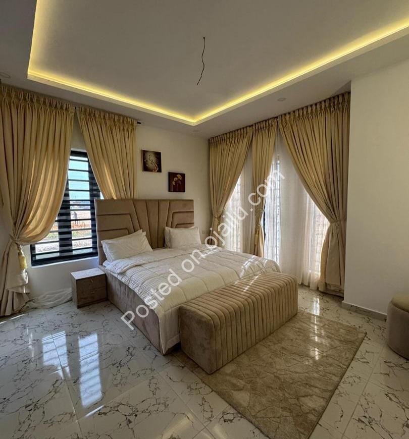 Elegant 3-Bed Bungalows with Private BQ in Lekki