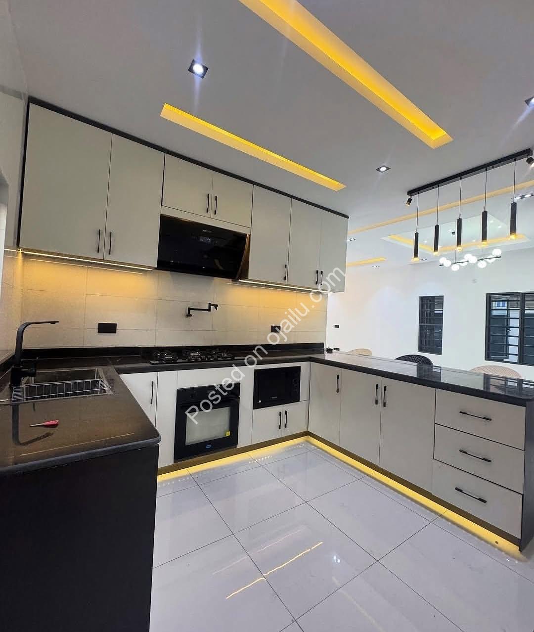 Dream Family Haven: Modern 3-Bed Bungalow in PH