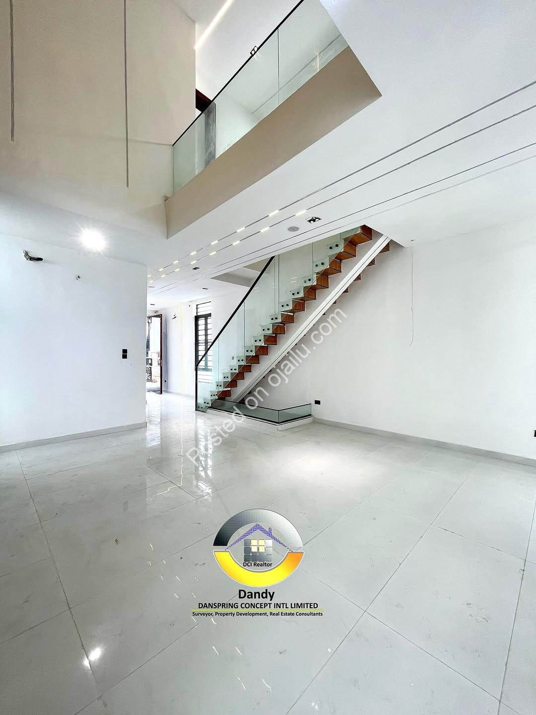 Lekki’s Ultimate Family Oasis: Poolside Living Awaits