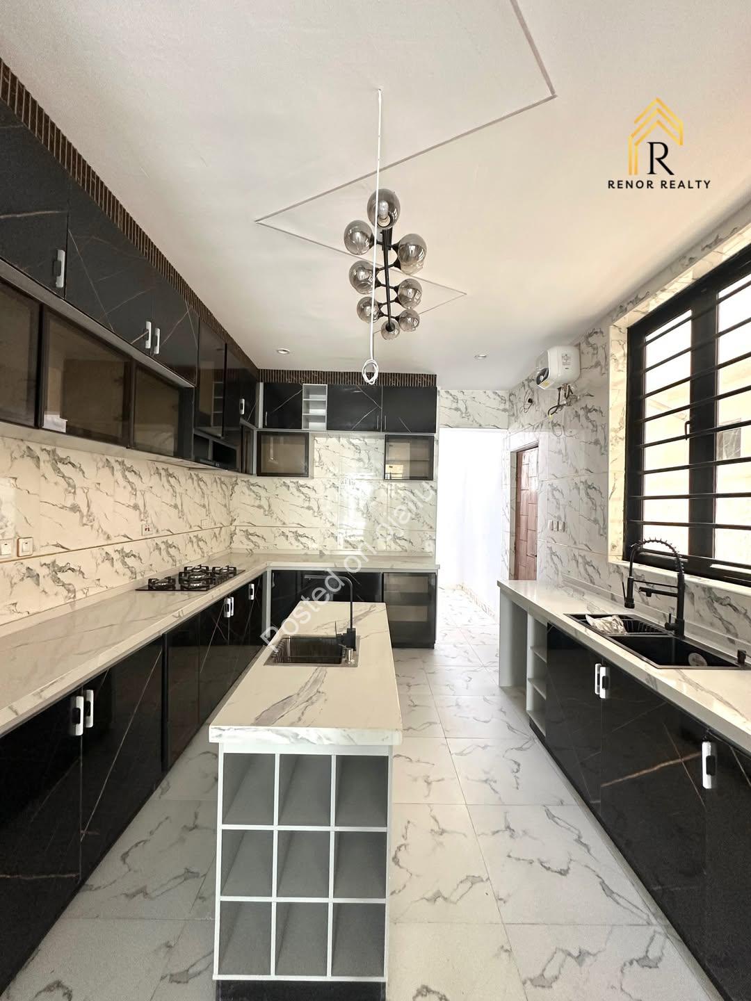 Lekki’s Newest 5-Bedroom Estate Gem with Pool & Gym