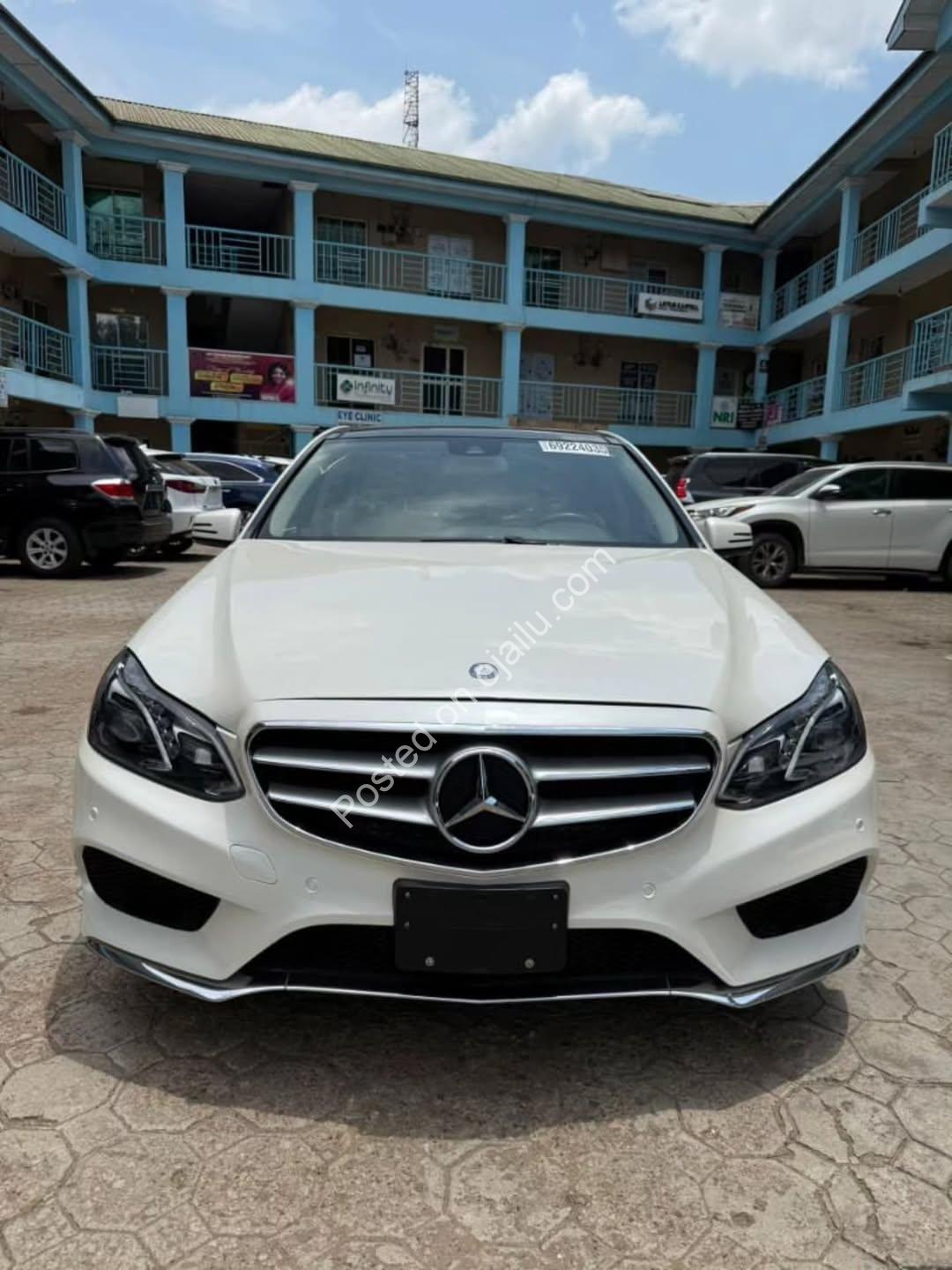 V6 Power & Premium Luxury – Drive Away Today