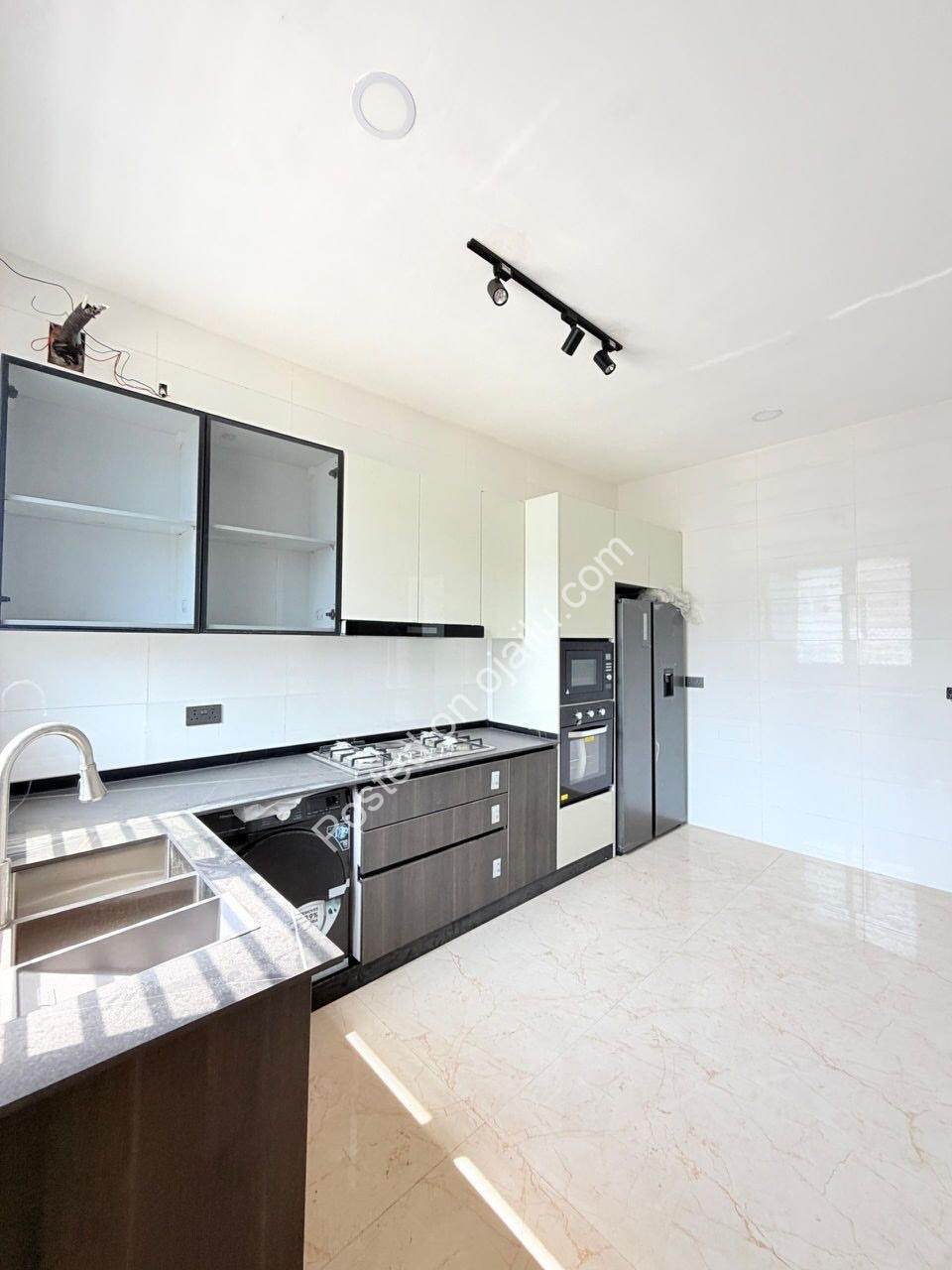 Lekki’s Finest: 4-Bed Maisonette with Governor’s Consent