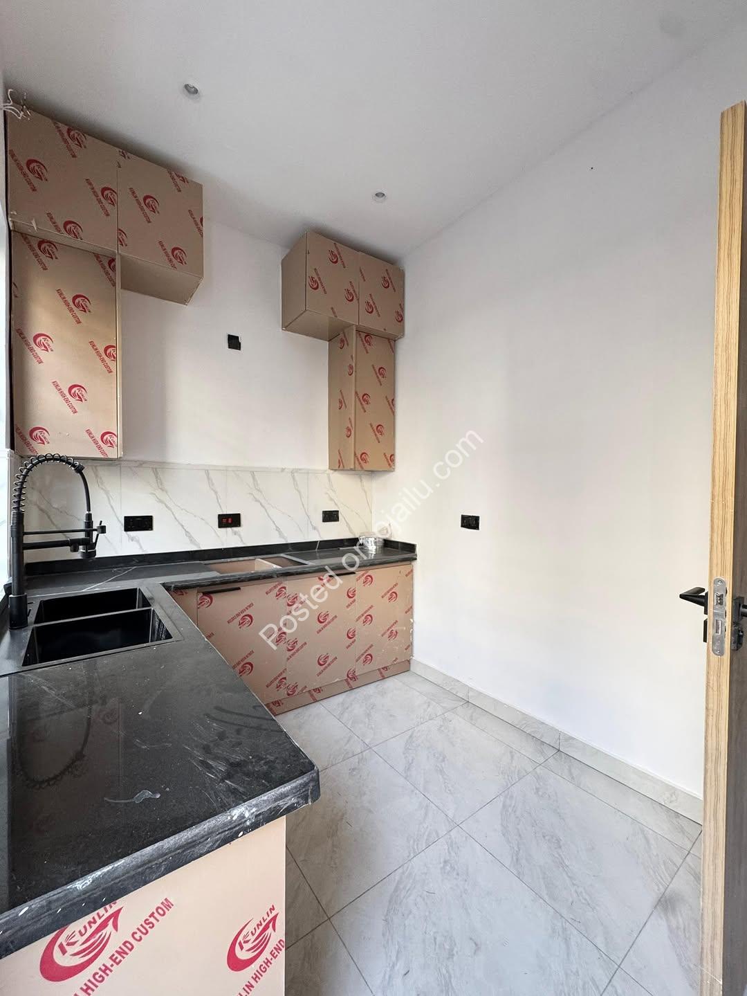 Luxury 4-Bed Duplex in Secure Chevron Estate