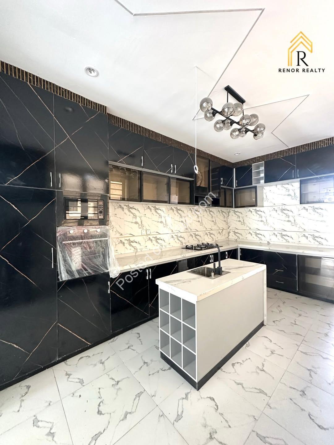 Lekki’s Newest 5-Bedroom Estate Gem with Pool & Gym