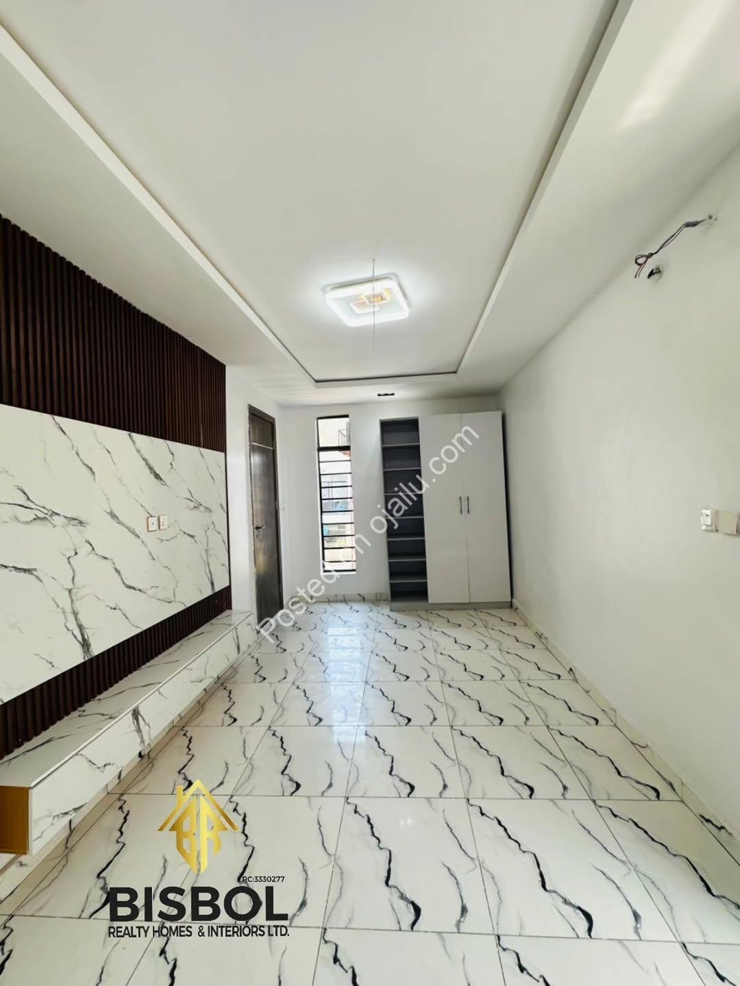 5-Bedroom Luxury Duplex in Gated Ikota Estate