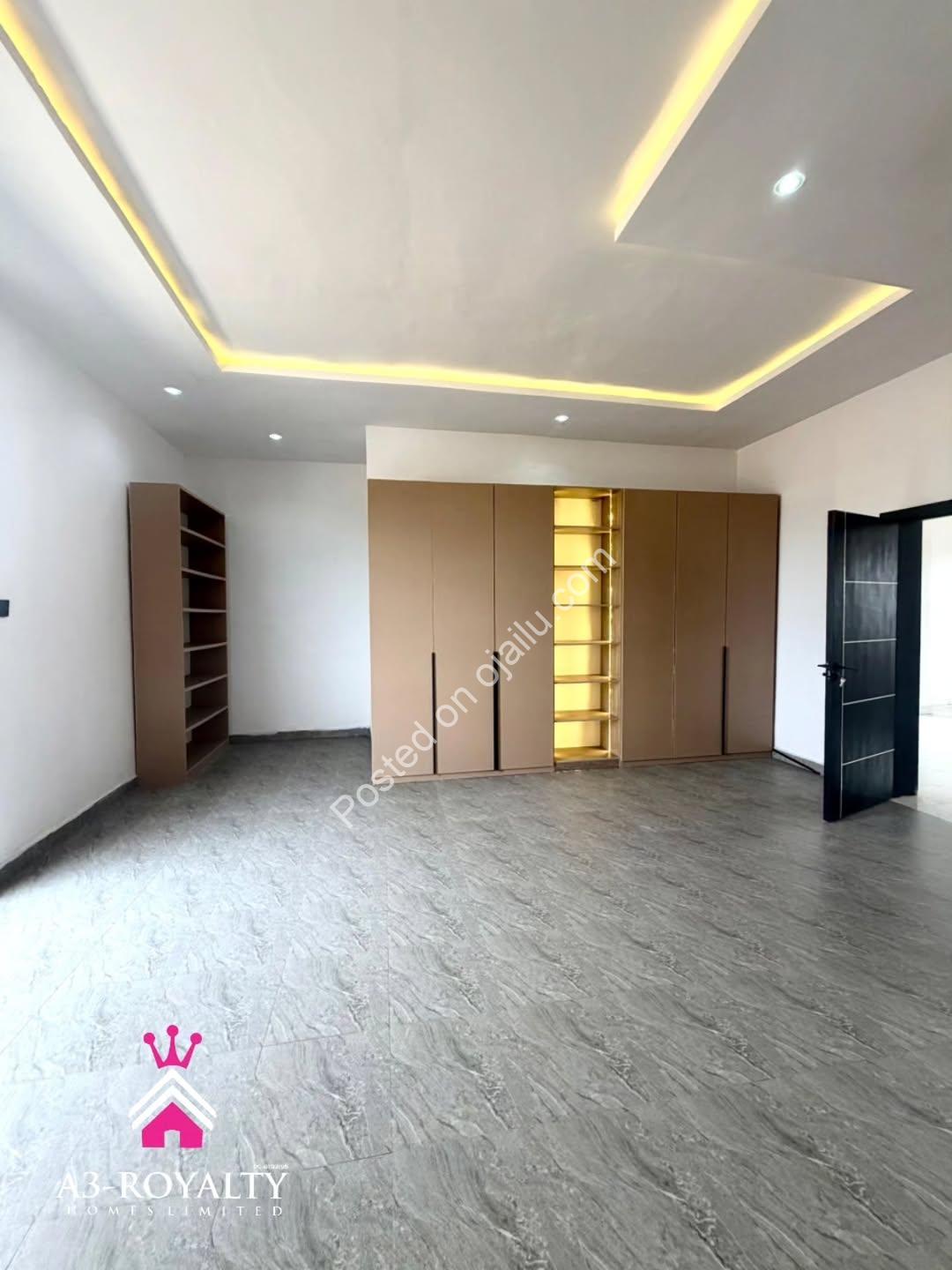 Jumbo Payment Plan! Spacious Detached Duplex in Lekki