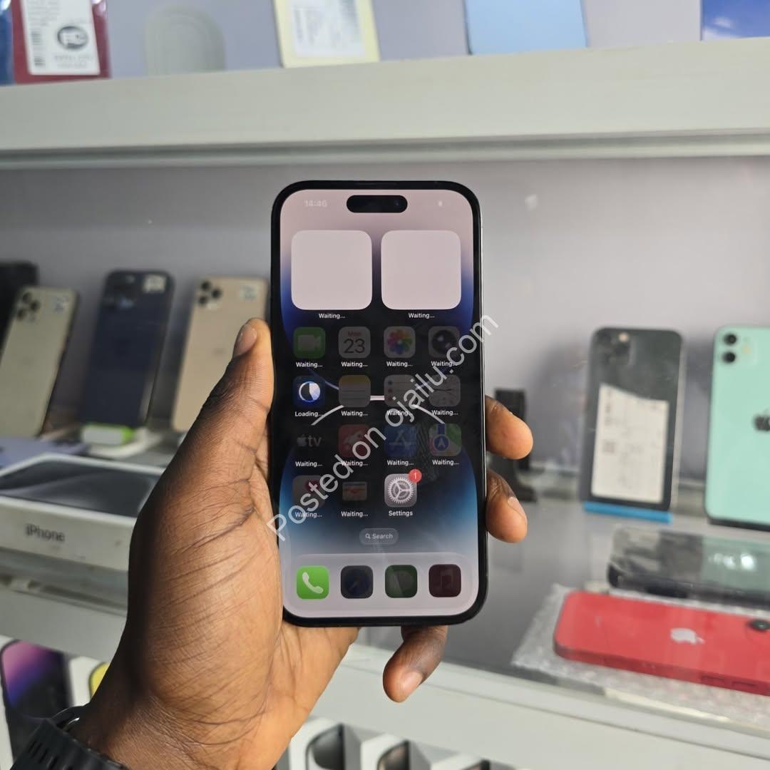 Unlock iPhone 14 Pro 256GB Black – 85% Battery & Freebies!