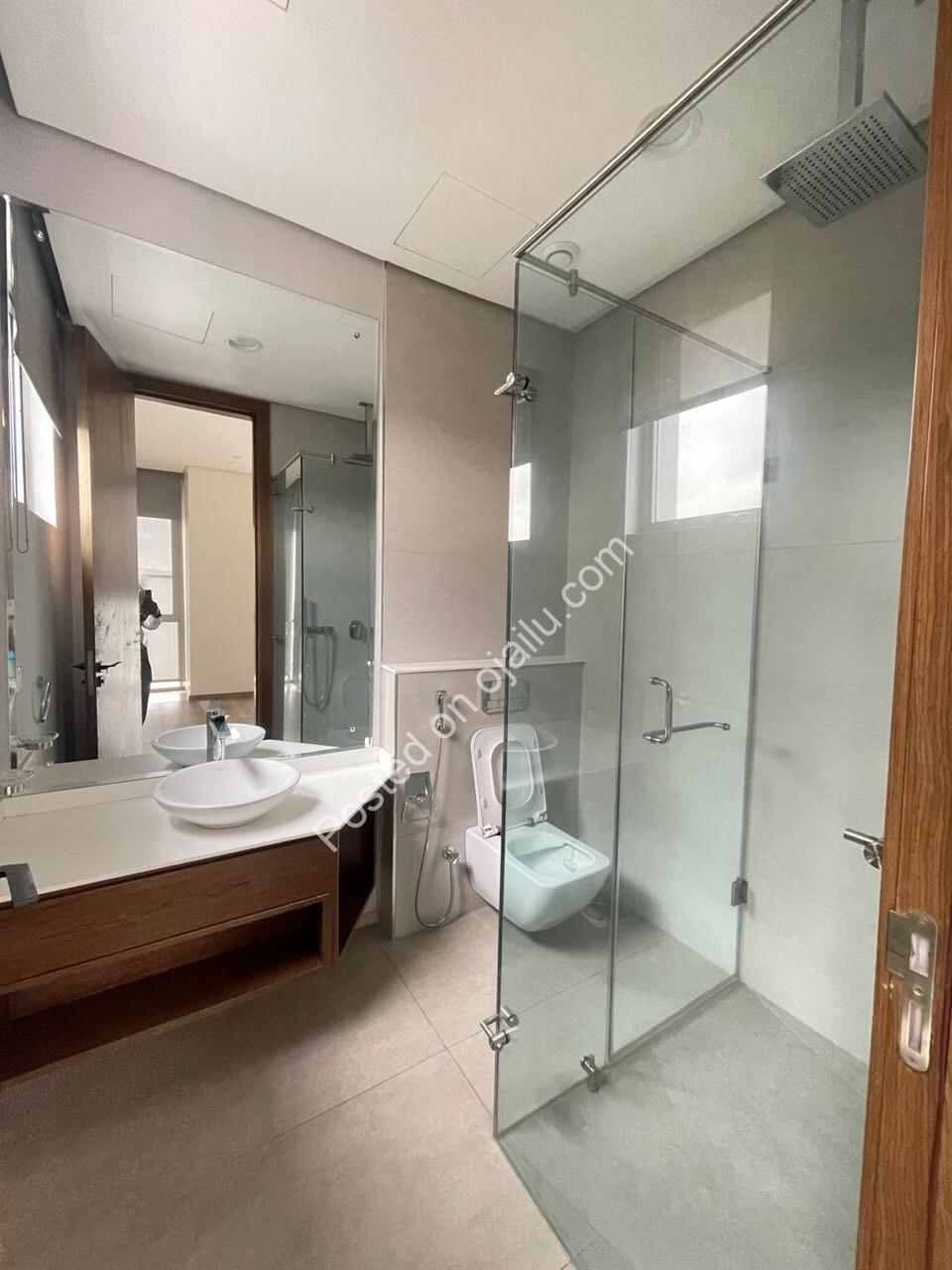 Bourdillon’s 21st-Floor Sky Palace Awaits