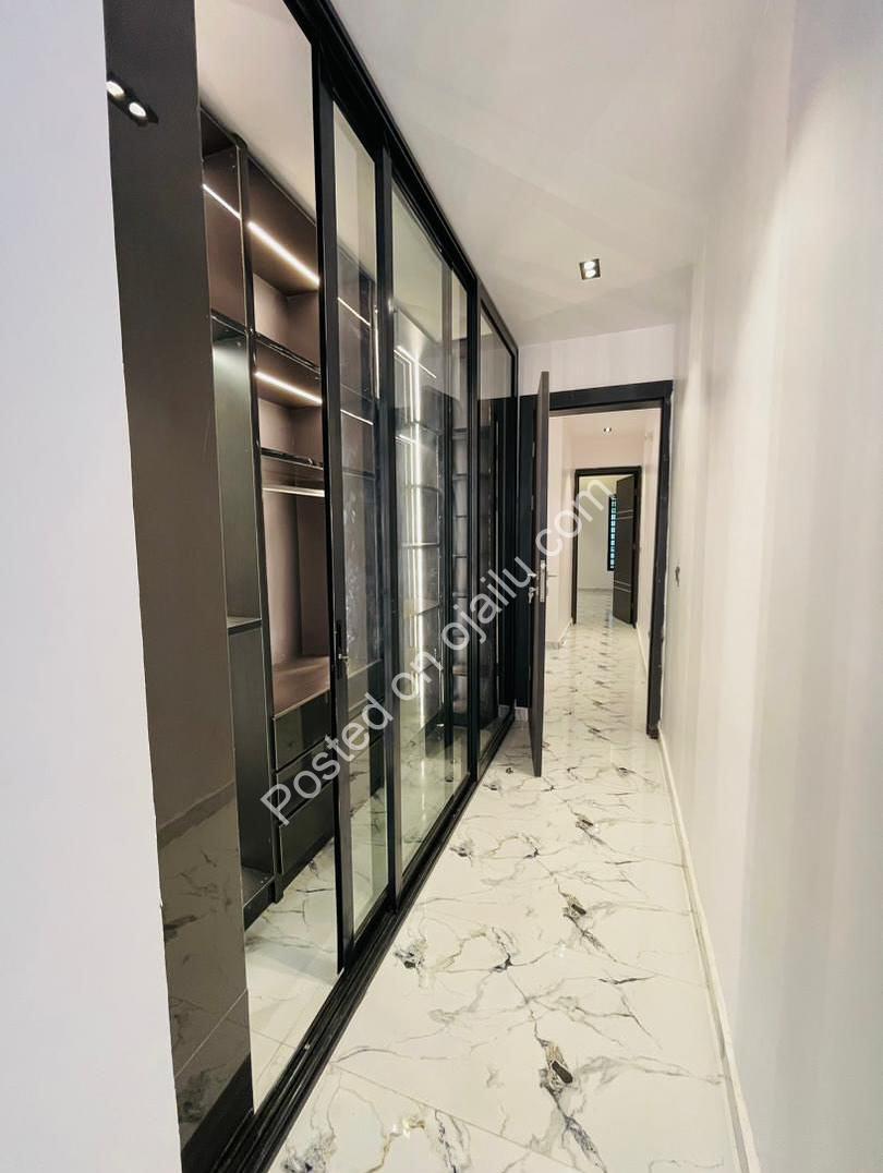 Exquisite 5-Bedroom Duplex with BQ in Prime Ikeja