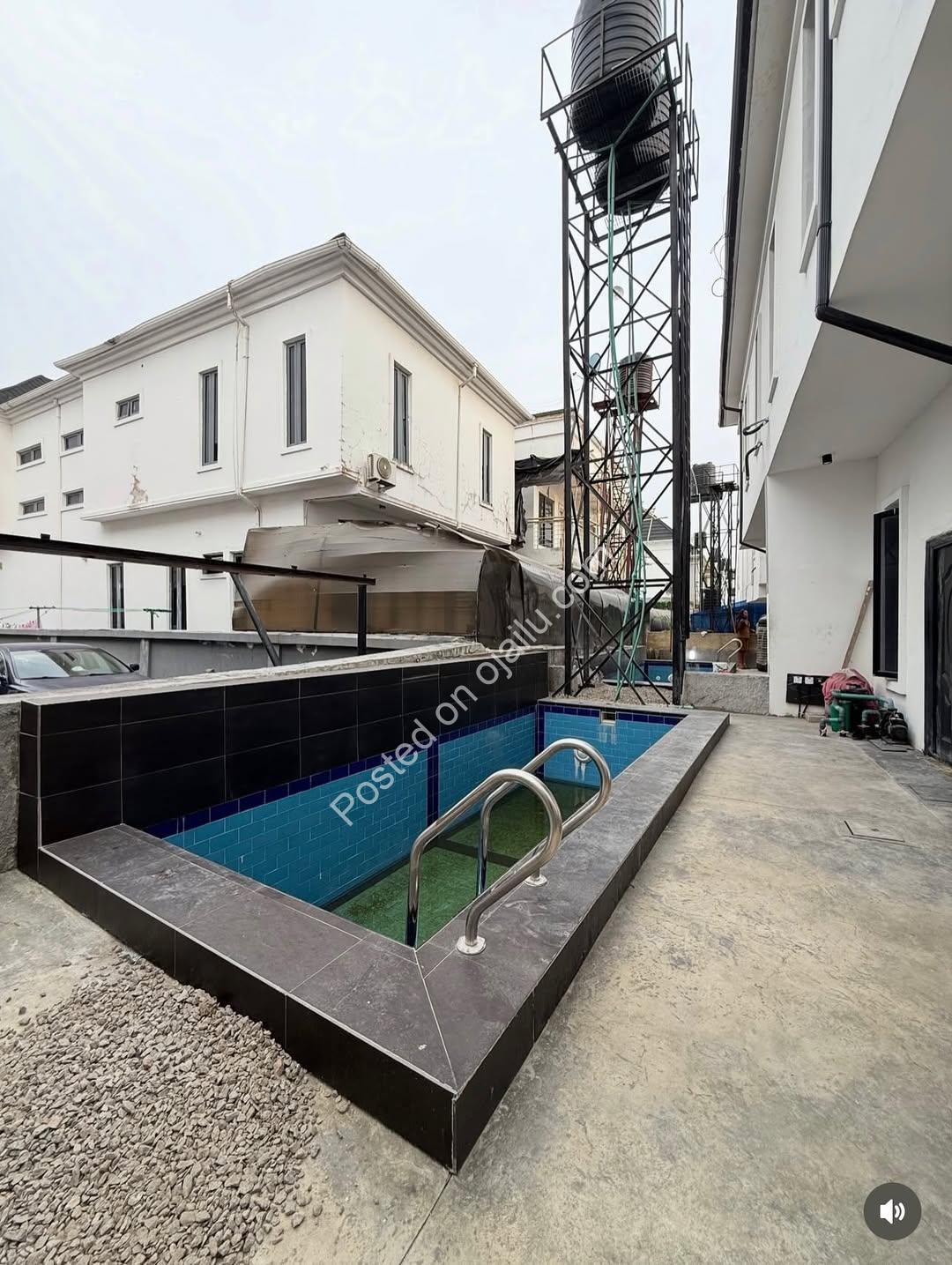 5-Bedroom Modern Oasis in Lekki’s Secure Estate