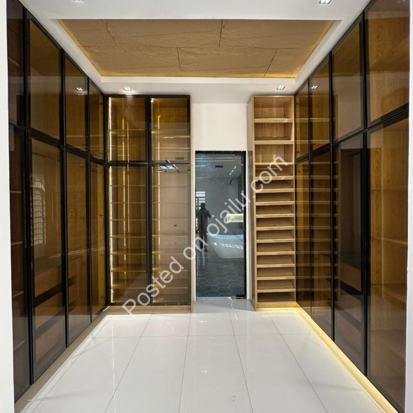 Exclusive Lekki Phase 1 Duplex with Rooftop & Cinema