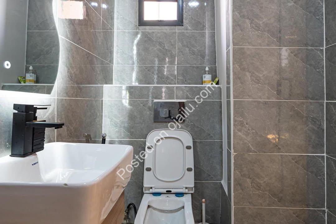 Serene Smart Home with Balcony & PS5 in Lekki