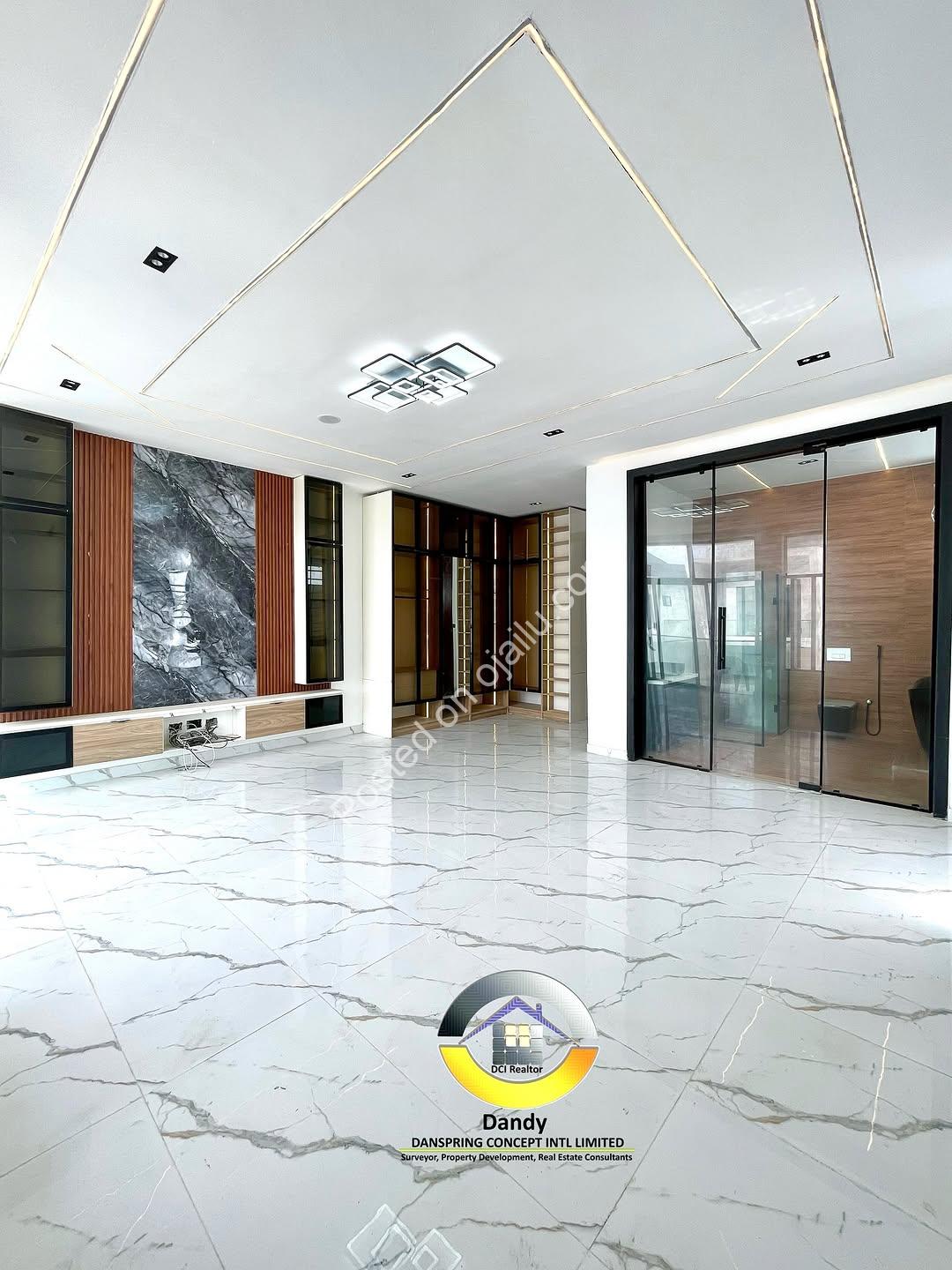 Lekki’s Ultimate Family Oasis: Poolside Living Awaits