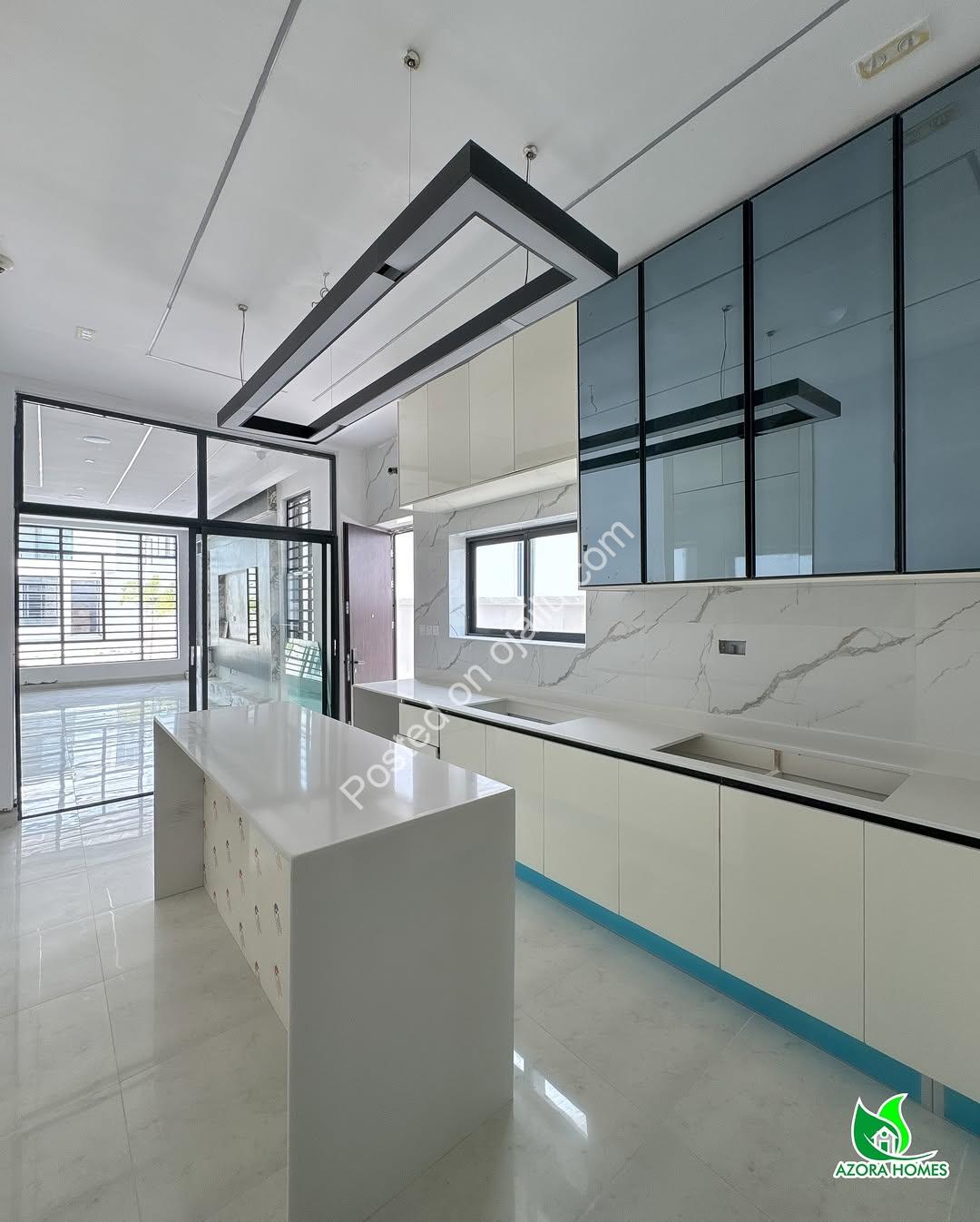 Exquisite 4-Bedroom Duplex with BQ in Prime Lekki