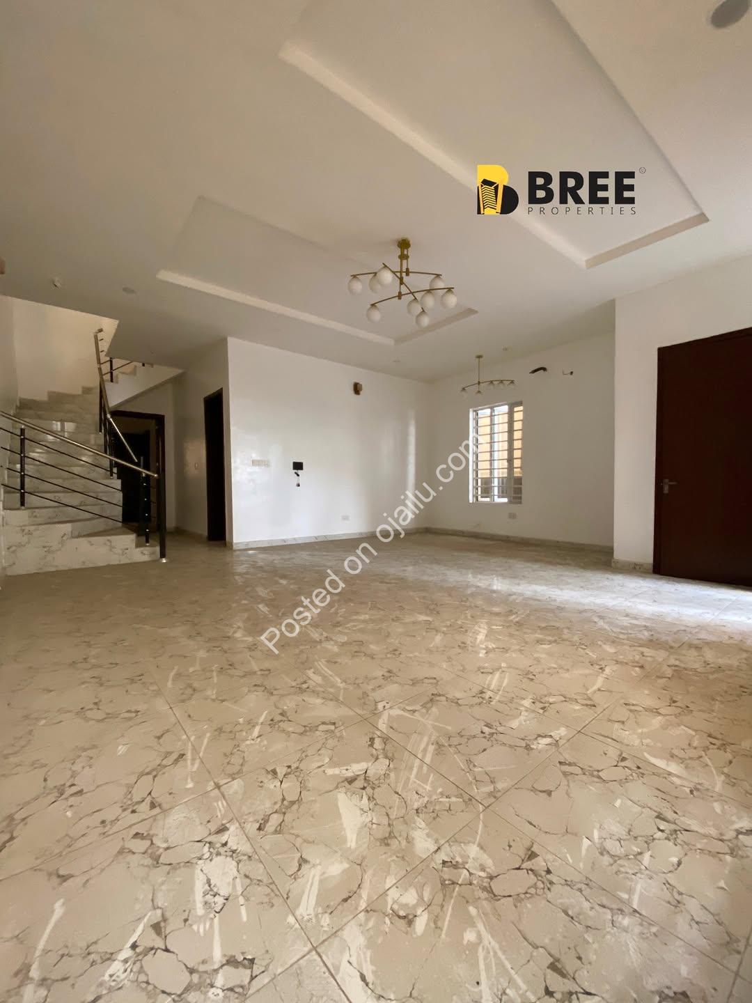 Lekki’s Smart 4-Bedroom Haven with BQ