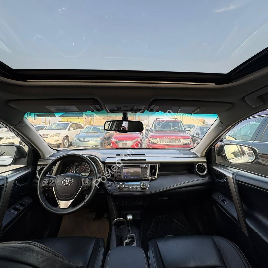 2014 Toyota RAV4: Pristine, Low-Mileage Luxury