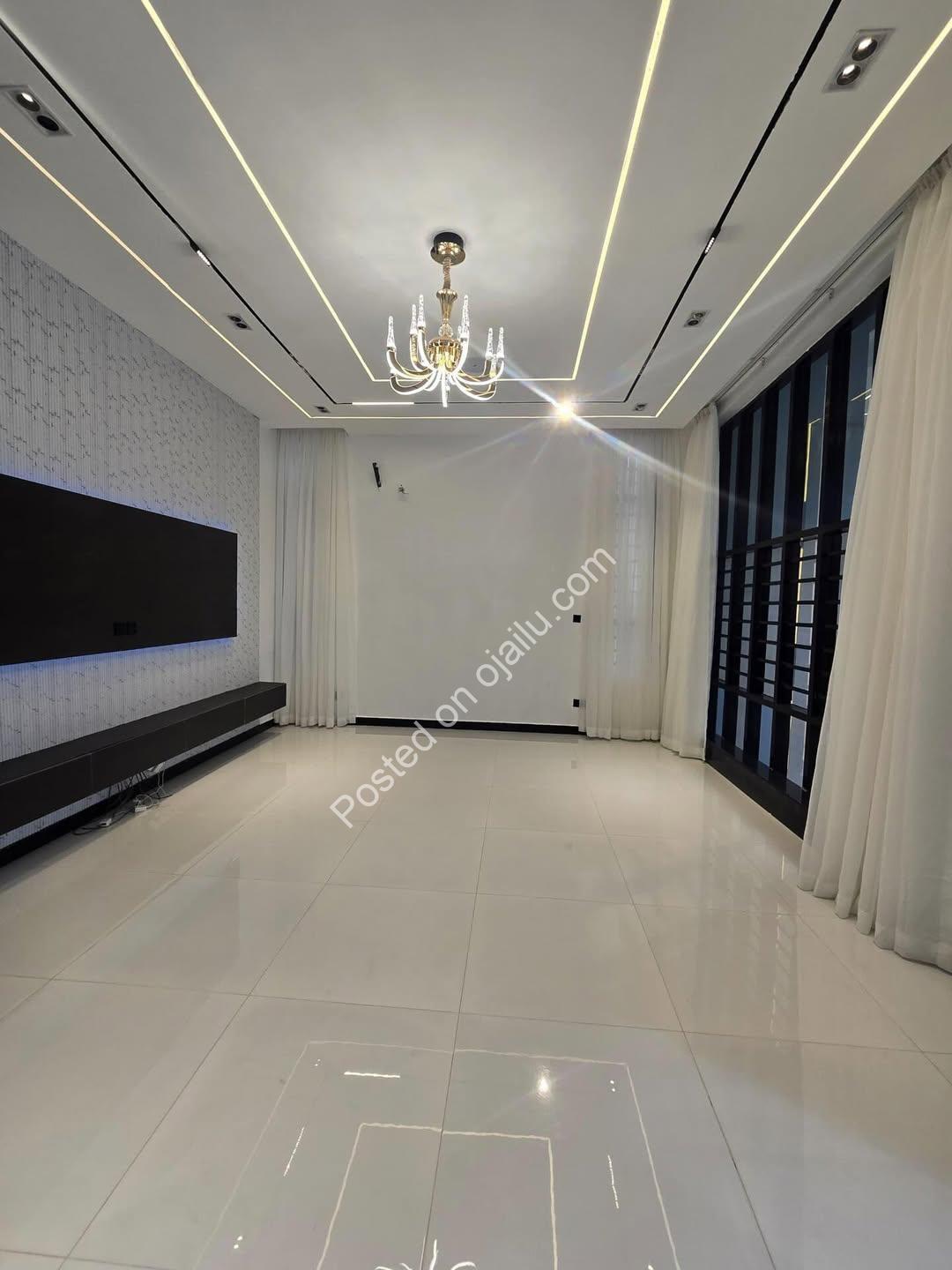 Lekki’s Ultimate 5-Bed Duplex with Pool & Cinema