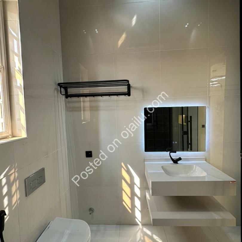 Exclusive Lekki Phase 1 Duplex with Rooftop & Cinema