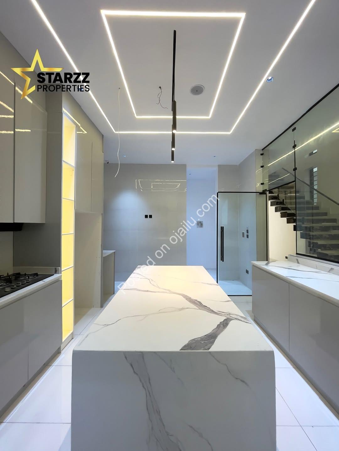 Lagos Luxury: 5-Bed Duplex with Resort-Style Pool