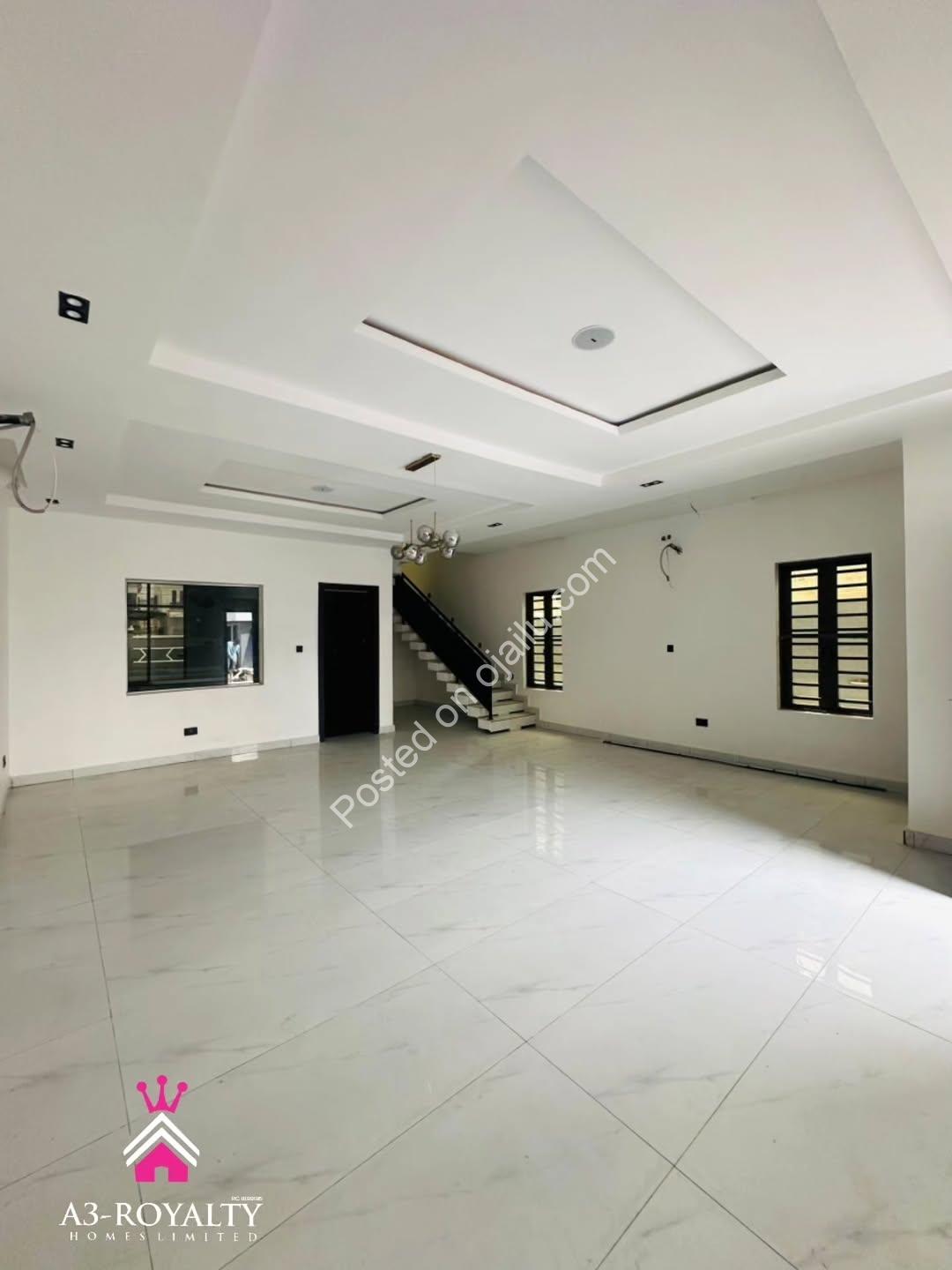 Move-In Ready 5-Bed Duplex in Gated Lekki Estate