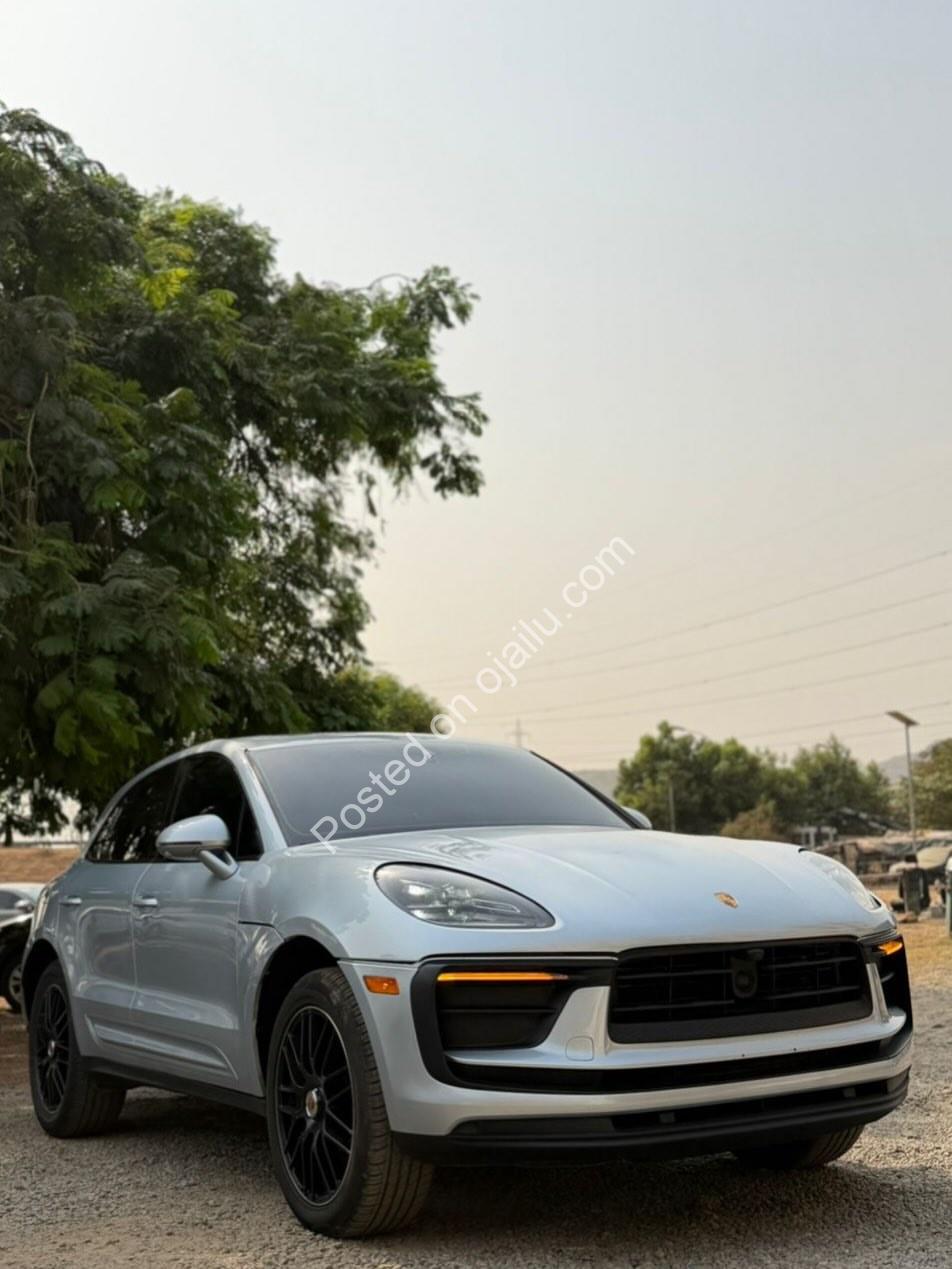 Silent Storm: 577hp V8 Luxury Beast