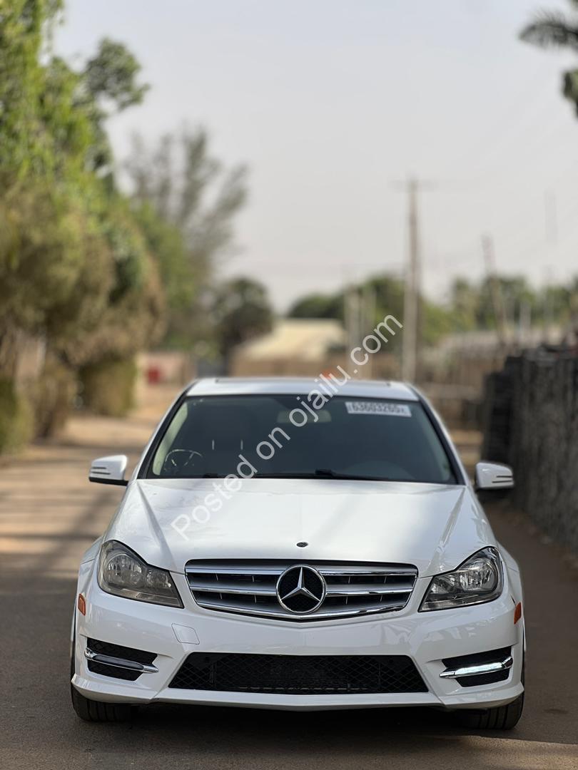 2014 Mercedes C300: Luxury, Duty-Paid, 13.8M