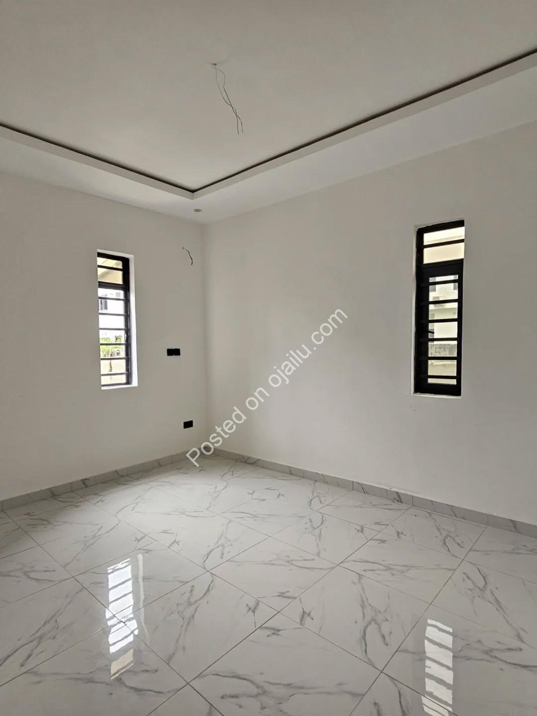 Final Lekki Luxury: 3 Units Left!