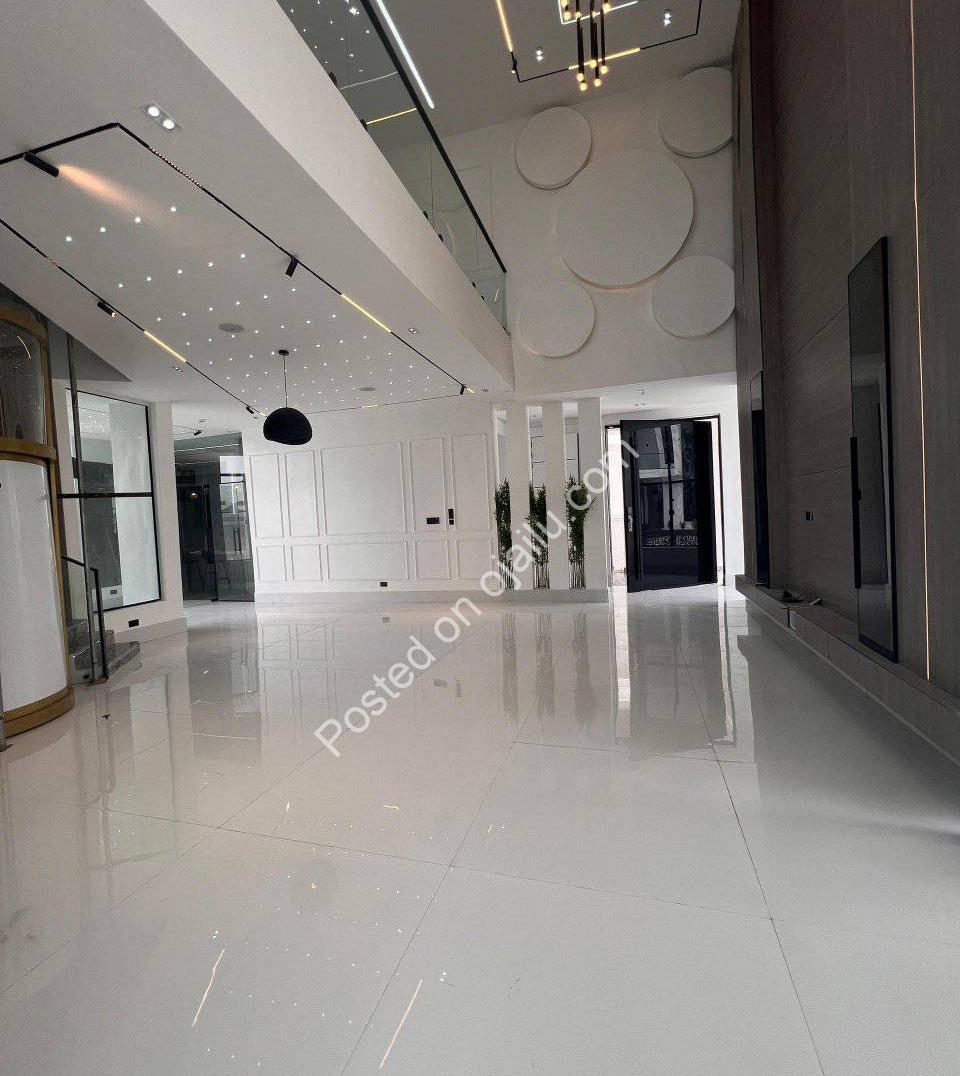 Lekki’s Ultimate 5-Bed Duplex with Private Pool & Cinema