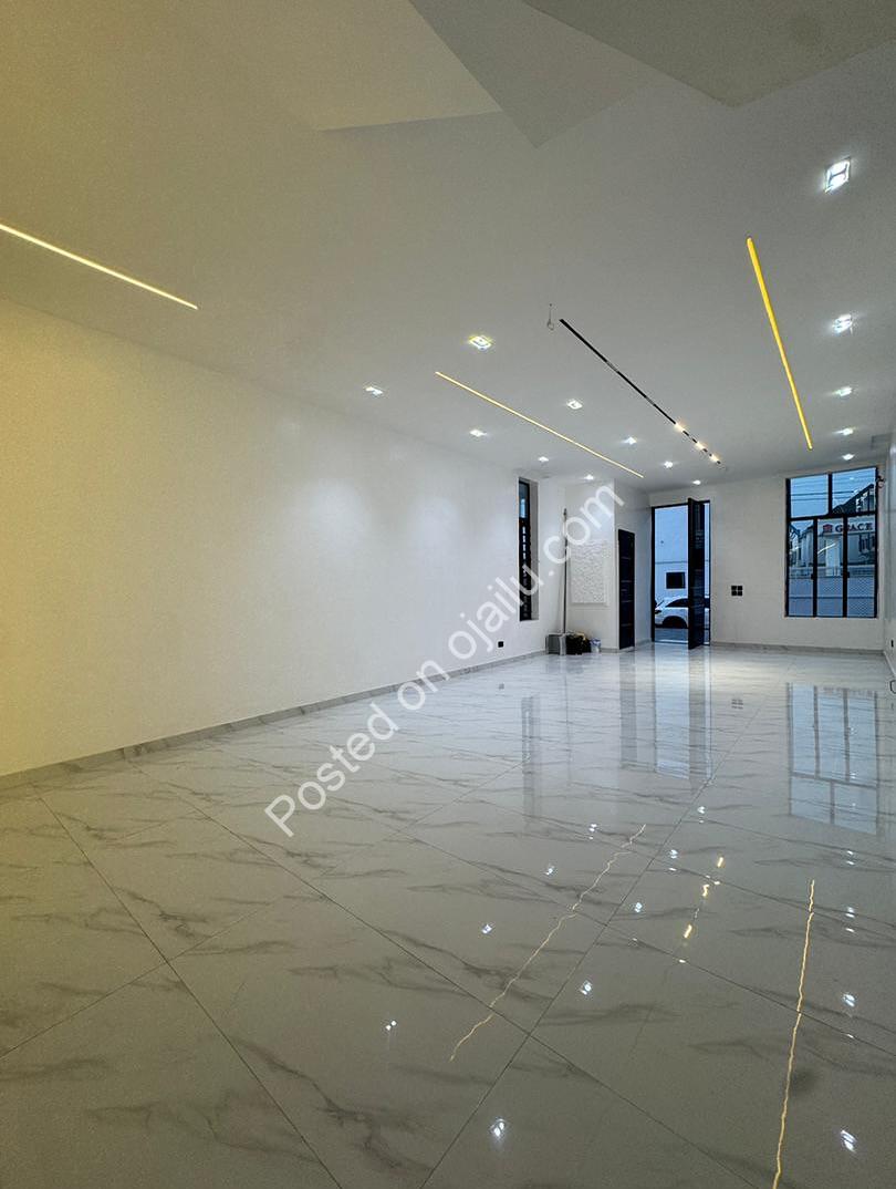 Sweeping 5-Bed Duplex with Resort-Style Pool in Ikota