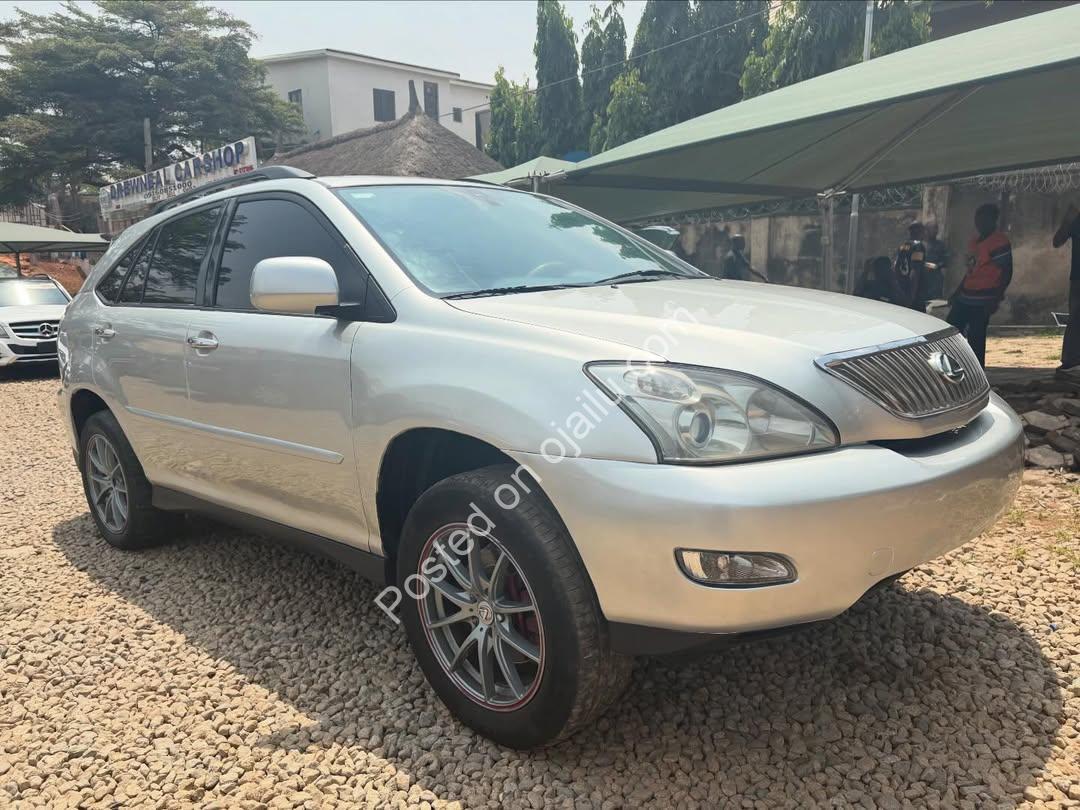 2004 Lexus RX 330: Premium SUV, Duty Paid, Ready to Fly