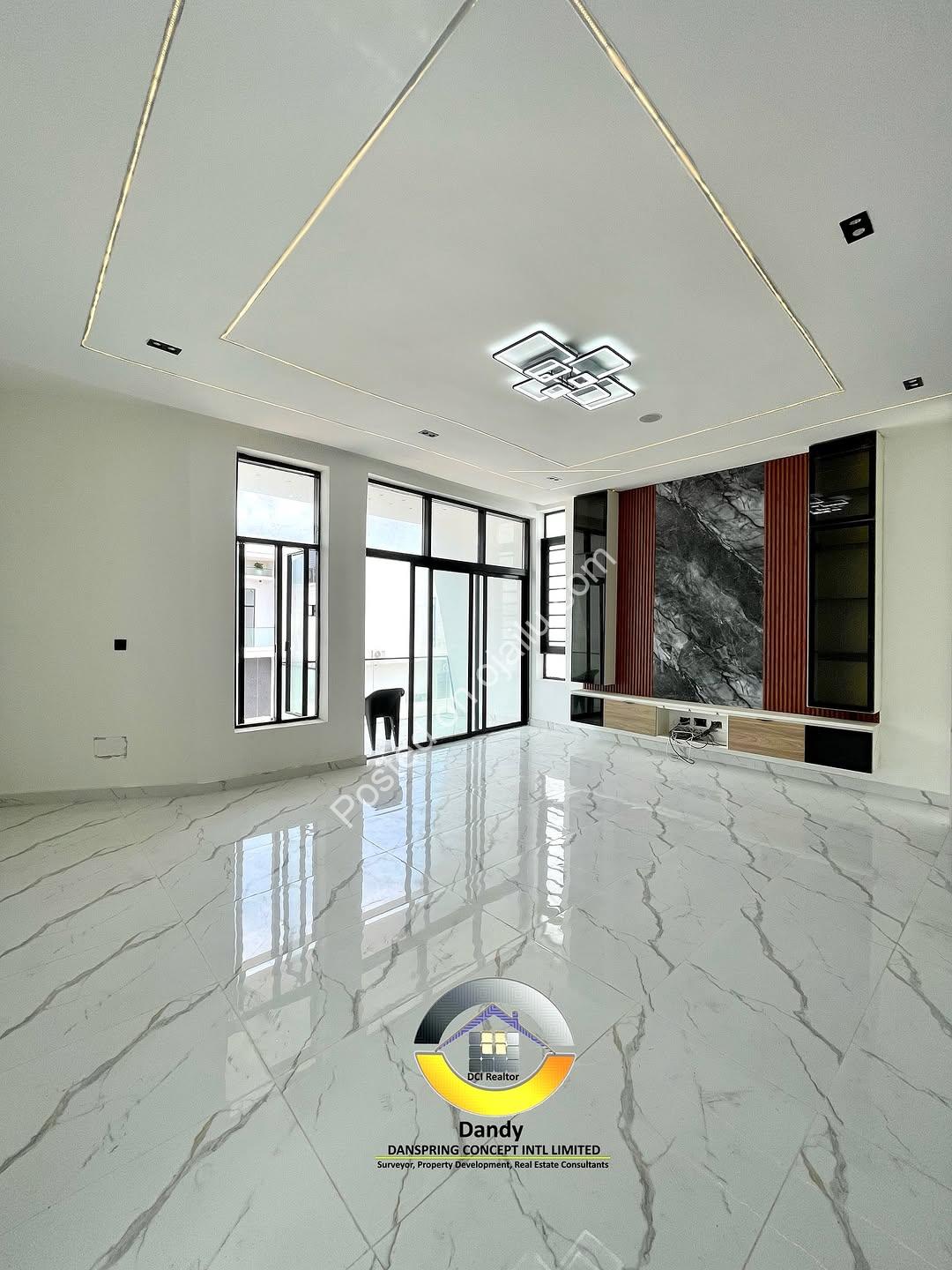 Lekki’s Ultimate Family Oasis: Poolside Living Awaits