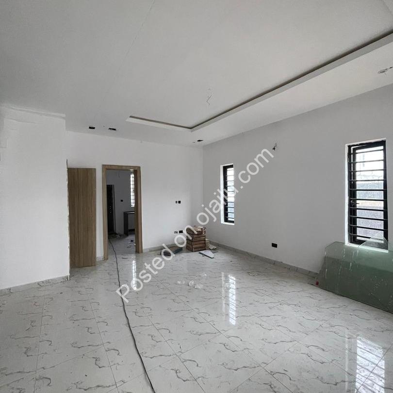 Orchid Lekki’s Finest: 4-Bed Terrace Duplex