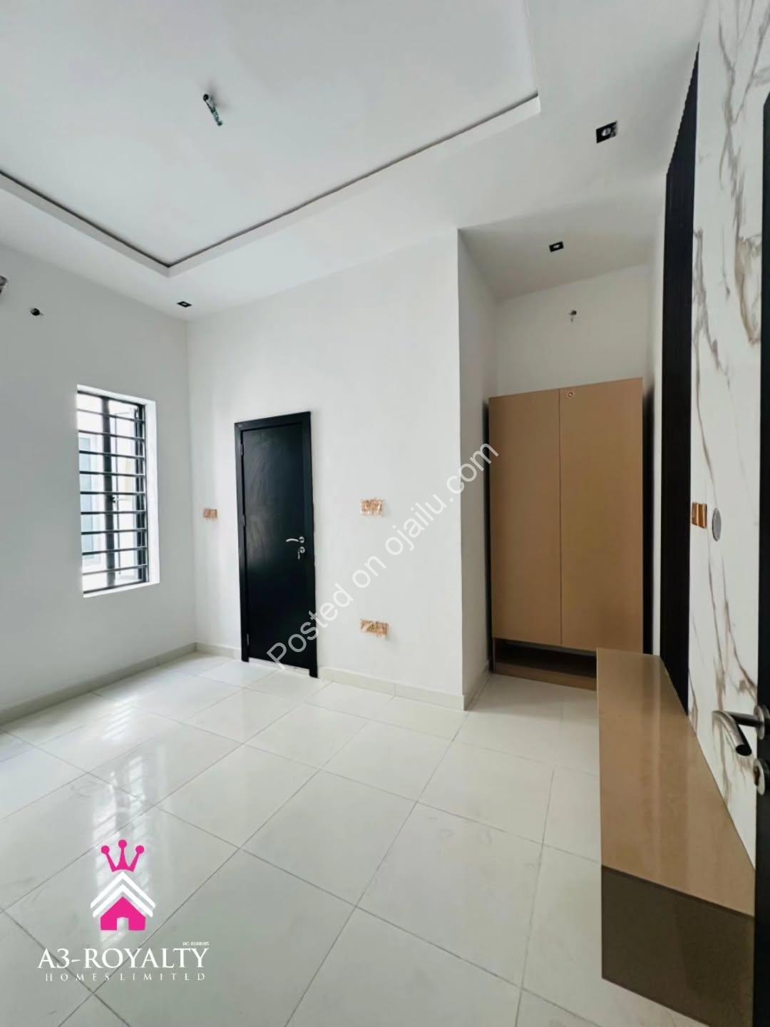 Luxury 5-Bed Duplex with Pool in Gated Ajah Estate