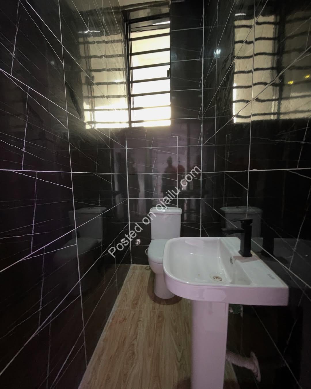 Elegant 4-Bed Duplex in Ikota with Jacuzzi & Premium Finishes