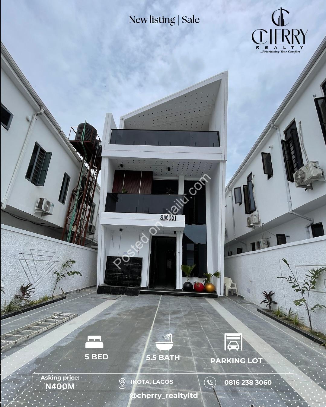 Exclusive 5-Bedroom Duplex with Pool & Jacuzzi in Ikota